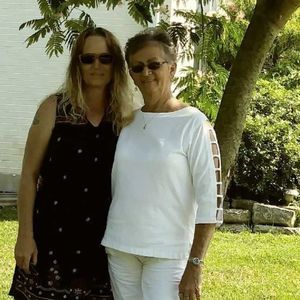 Meet your Posher, Renee